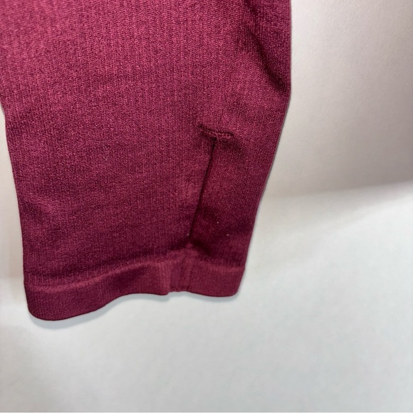 Fabletics Jacket Girl’s Large Maroon Zip Up Lightweight - Picture 7 of 8